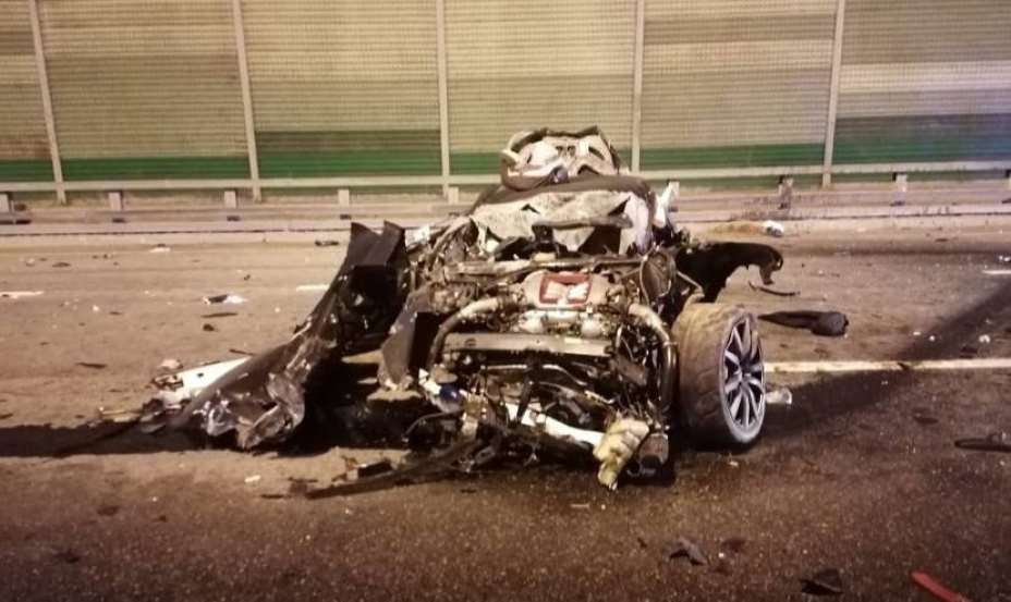 Автомобиль бывшего футболиста Каракина превратился в груду железа. Фото: Соцсети