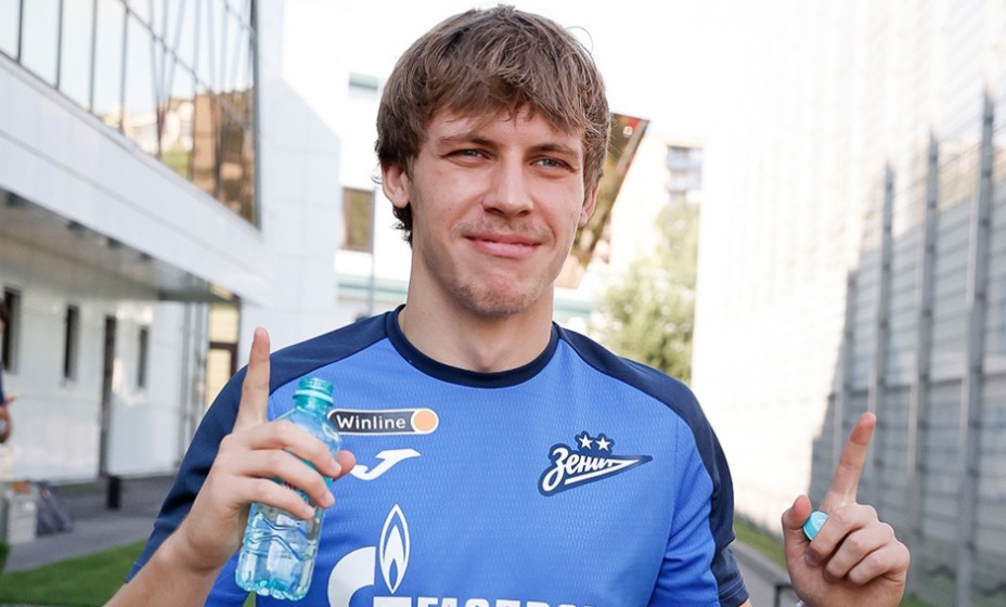 Гендиректор «Зенита» сообщил, что Одоевский перейдёт в «Волгарь» на правах аренды.
Фото: ФК «Зенит»