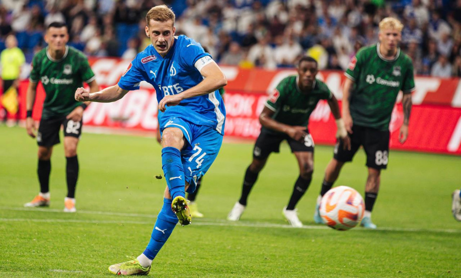 Мячи исправно влетали в ворота и