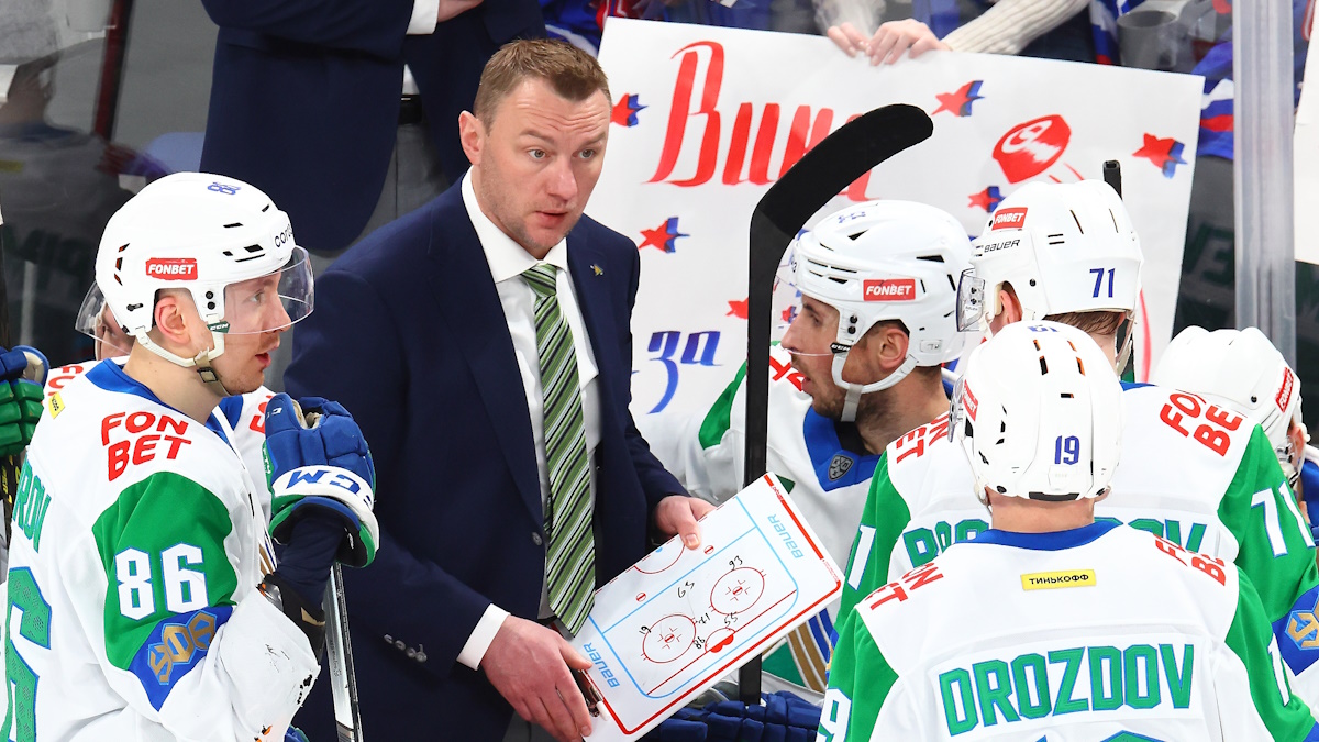 Константин Кольцов последний сезон работал в 