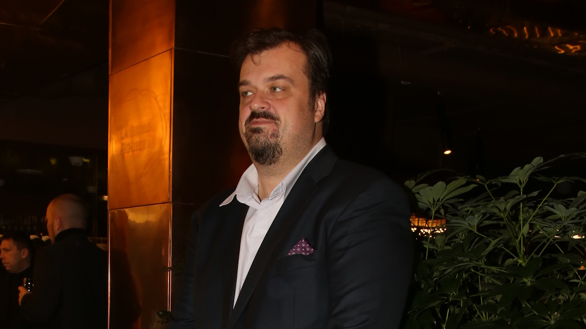 Телекомментатор Василий Уткин. Фото: Борис КУДРЯВОВ, КП