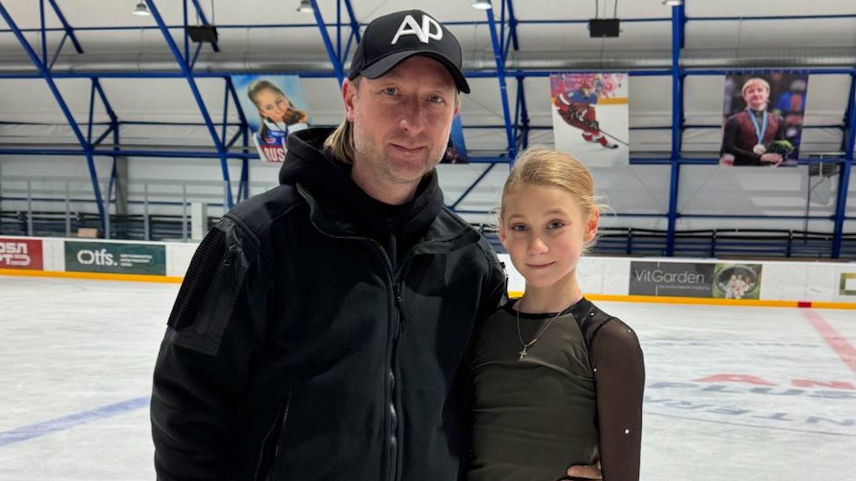 Кира Моногарова и Евгений Плющенко. Фото: соцсети фигуристки Киры Моногаровой
