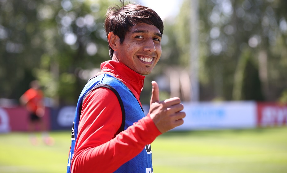 Защитник Дуарте покидает 