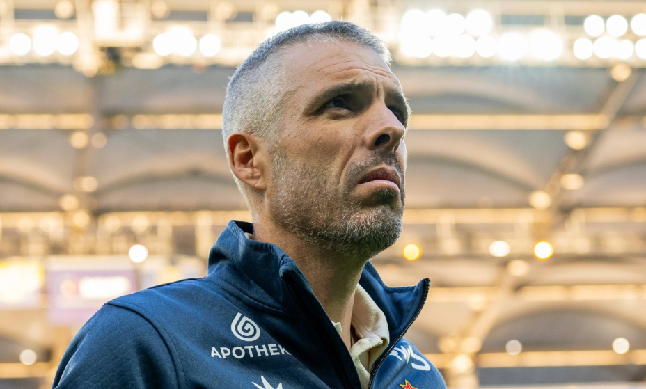 Челестини отказался от нападающих в игре с