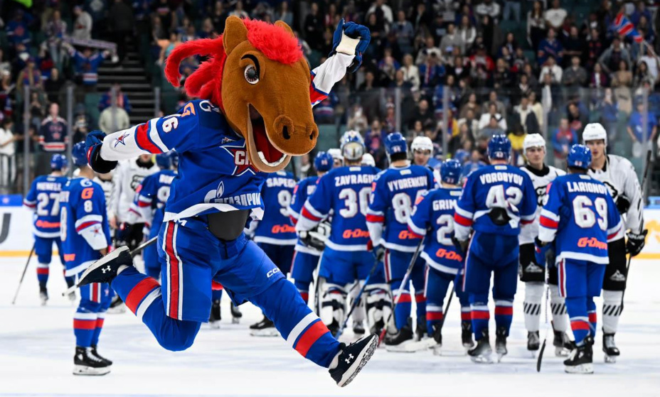 СКА одержал первую победу при Ларионове. Фото: ХК СКА