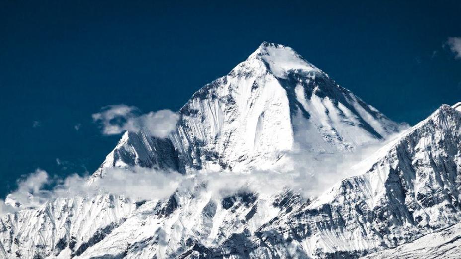 Гора Дхаулагири унесла жизни пяти лучших российских альпинистов в 2024 году. Фото: Соцсети