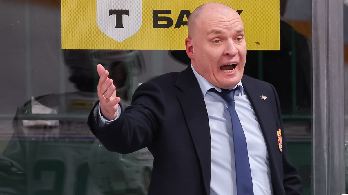 Главный тренер