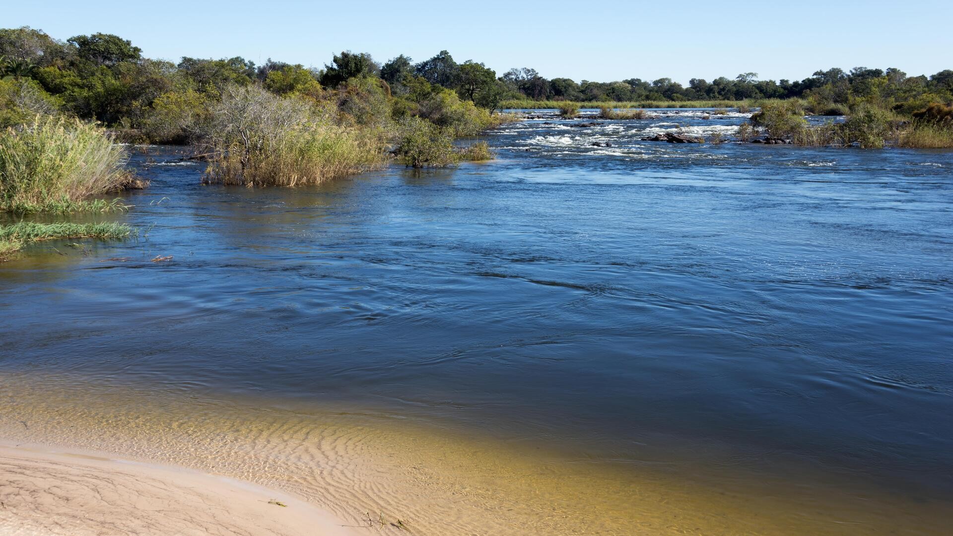 Река Окаванго, Замбези.